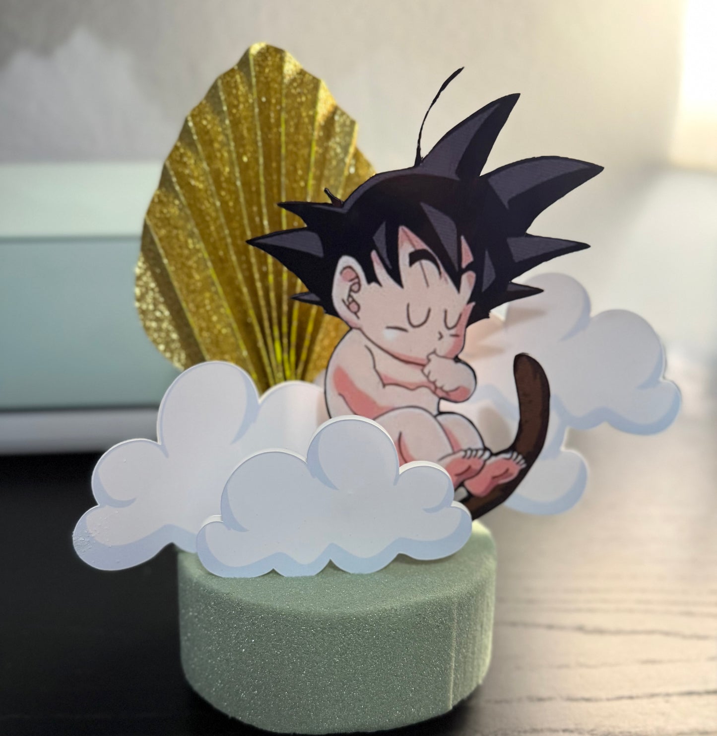 Dragon ball baby shower decoration, cake topper, Favor boxes, table centerpieces.